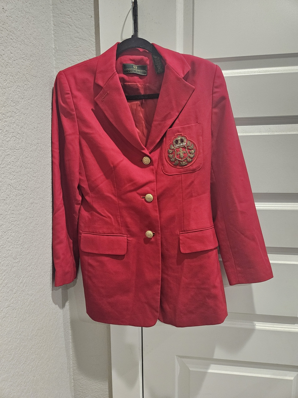 Red Crest-Embroidered Blazer